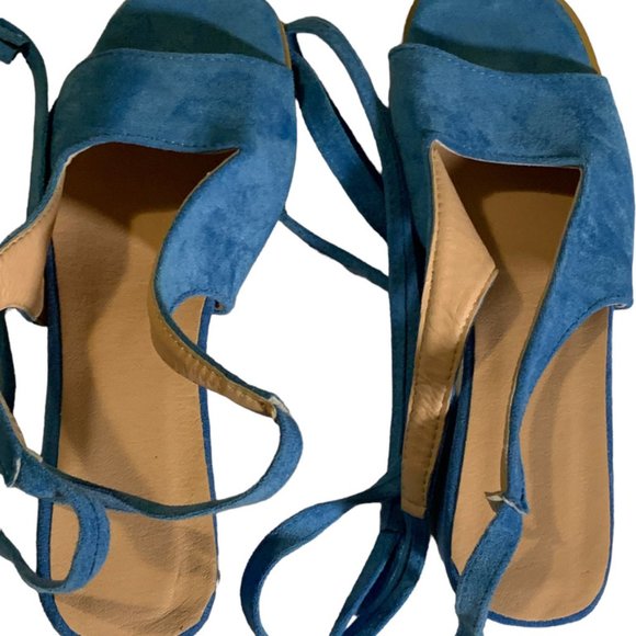 SANDALS, Blue faux suede with greek-style wrap up legs, size 37, barely worn - Picture 6 of 6